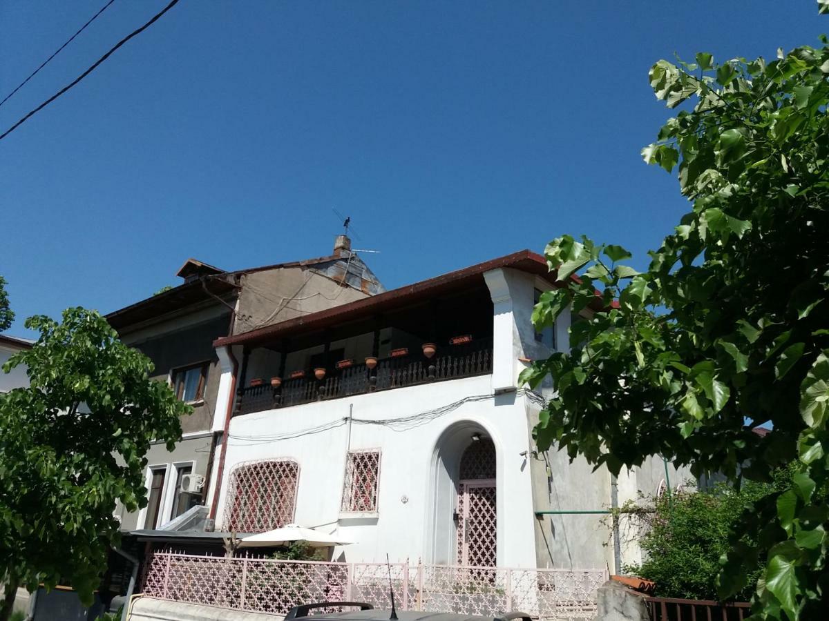 12 Cotroceni